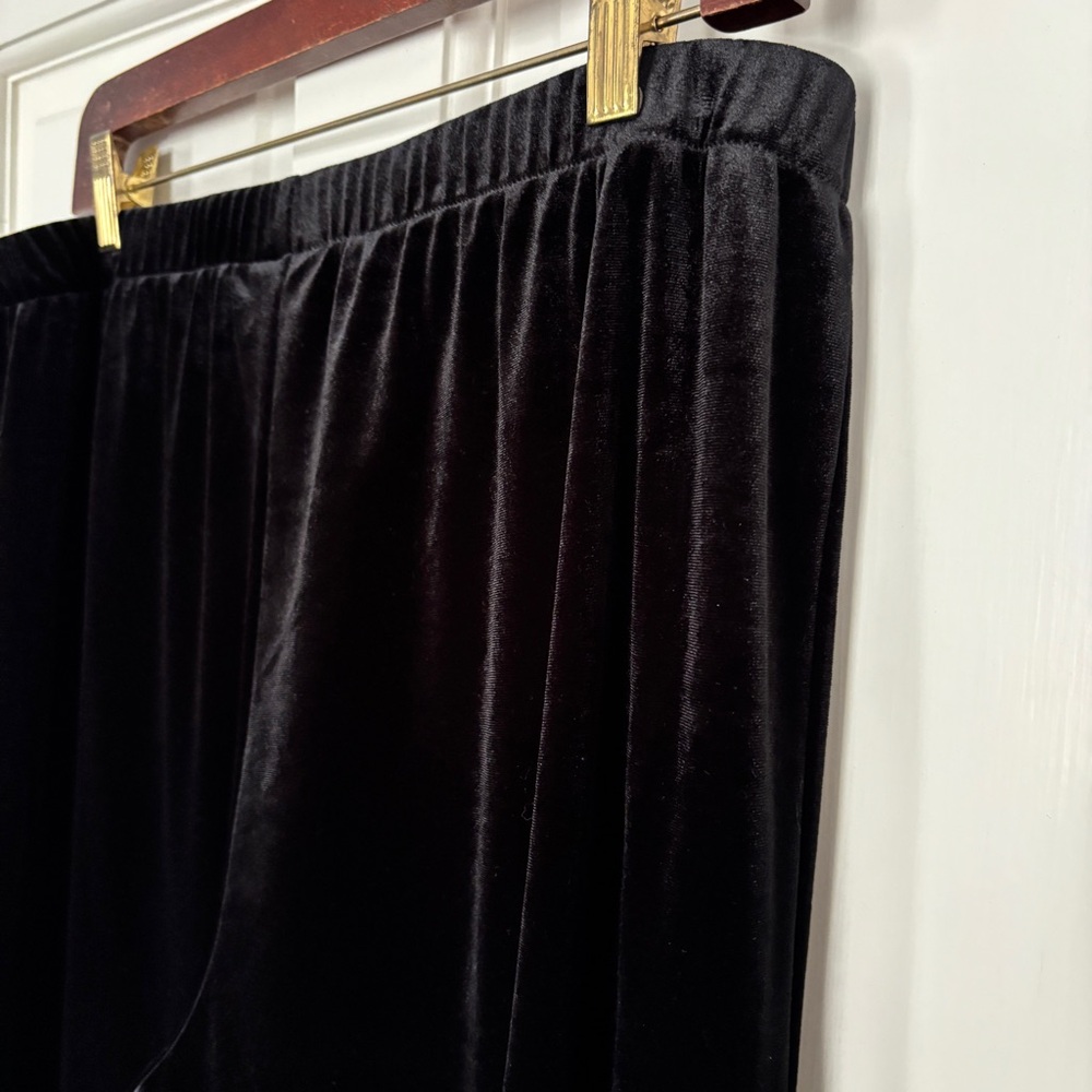 Chico's Wide Leg Velvet Pants - Picture 4 of 8